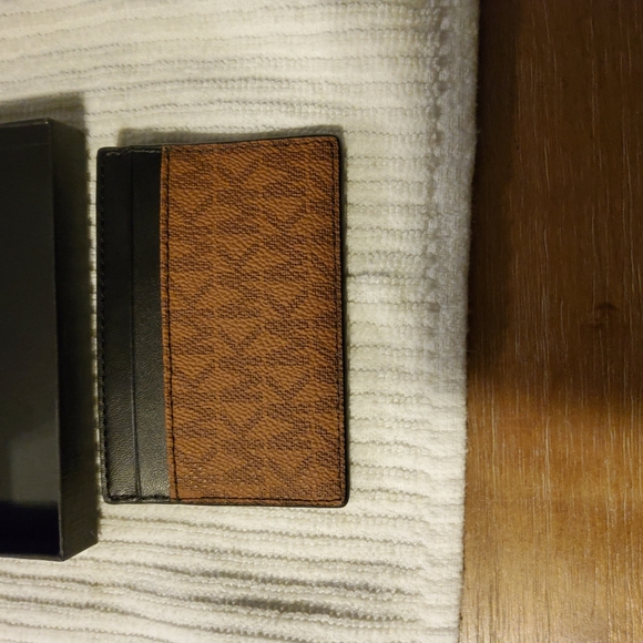 MK card case - Picture 2 of 3